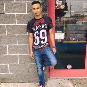 Meet your Posher, Carlos